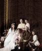 Portrait de la famille impériale russe, en 1914. Anastasia (à droite) est la benjamine des grandes-duchesses.